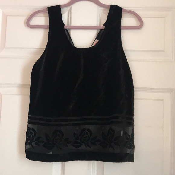 MADE for impulse Tops - HOST PICK Made for impulse black velvet top medium
